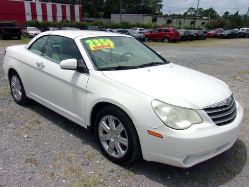 Used 2010 Chrysler Sebring Limited FWD image 11