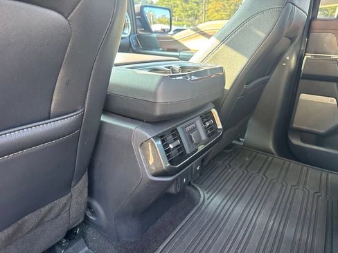 Used 2021 Ford F150 Lariat w/ Equipment Group 502A High AWD/4WD image 23