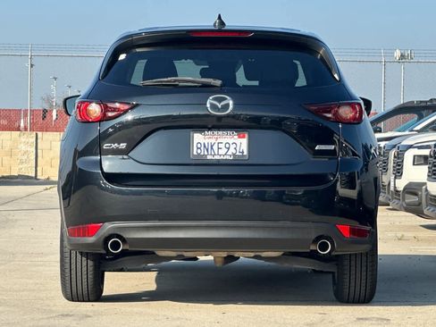 Used 2019 MAZDA CX-5 Touring image 4