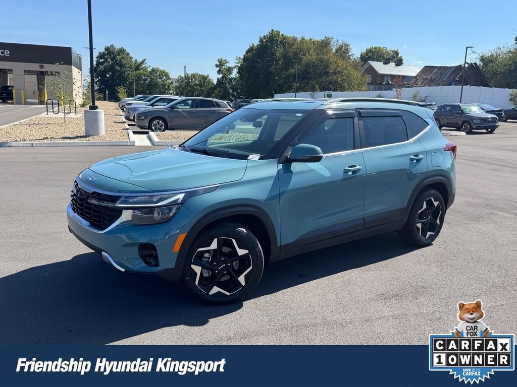 Used 2025 Kia Seltos EX w/ EX Sunroof Package FWD image 1