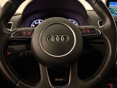 Used 2015 Audi Q3 2.0T Prestige w/ Prestige Package image 18