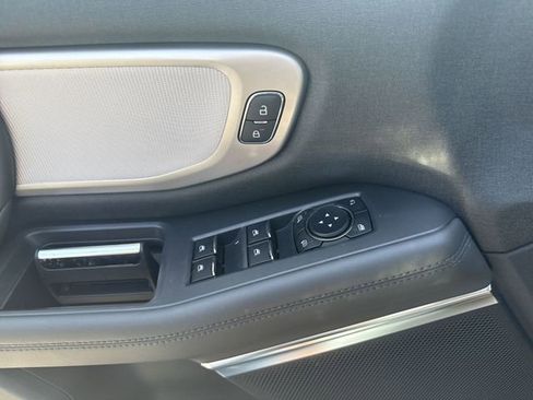 New 2026 Ford Expedition Active AWD/4WD image 13