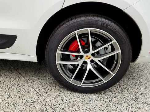 Used 2023 Porsche Macan S w/ Premium Package Plus AWD/4WD image 9