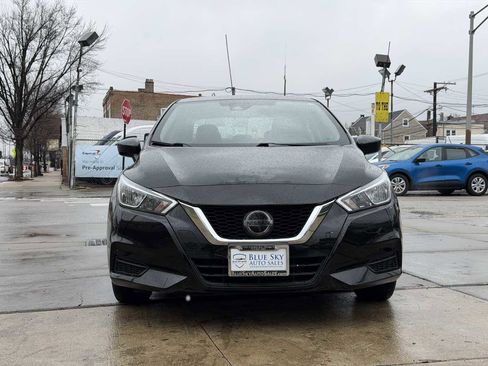 Used 2020 Nissan Versa S image 2