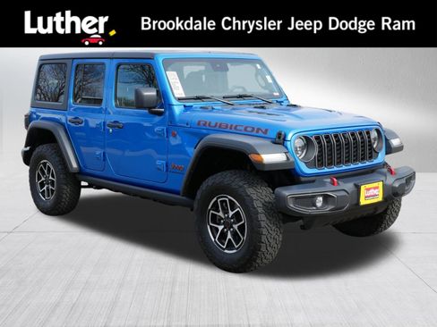 Used 2024 Jeep Wrangler Unlimited Rubicon w/ Technology Group image 1