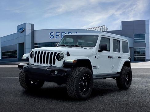 Used 2021 Jeep Wrangler Unlimited Sahara AWD/4WD image 1