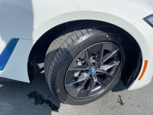 Used 2023 BMW i4 eDrive35 w/ Premium Package image 22