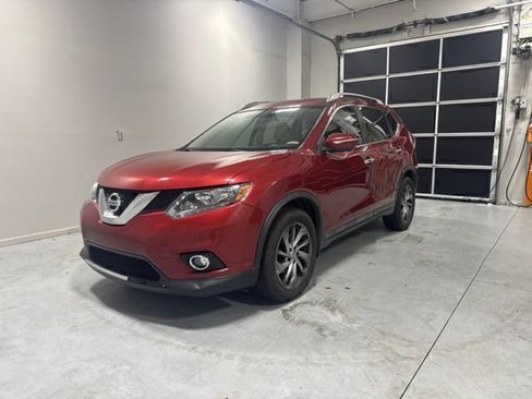 Used 2015 Nissan Rogue SL FWD image 2