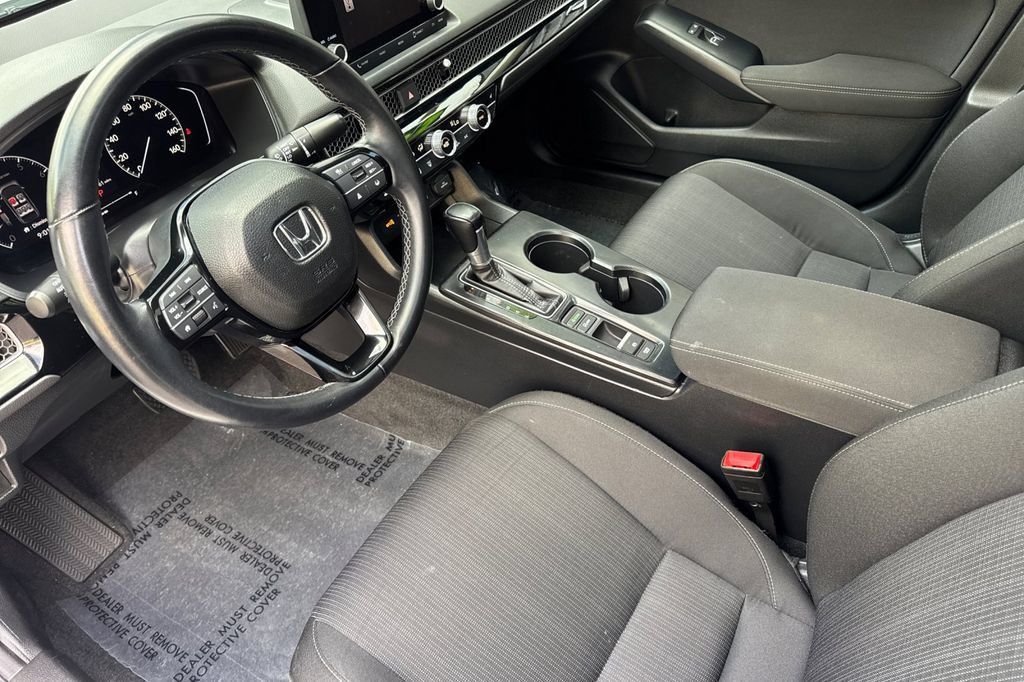 Certified 2024 Honda Civic EX image 3