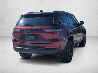 New 2025 Jeep Grand Cherokee Altitude video 2