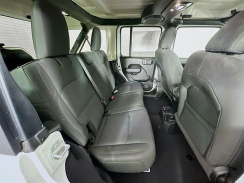 Used 2021 Jeep Wrangler Unlimited Sport image 34