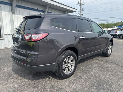 Used 2016 Chevrolet Traverse LT FWD image 7