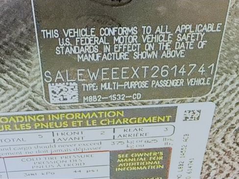 New 2026 Land Rover Defender 110 V8 AWD/4WD image 34