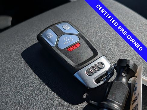 Used 2021 Audi Q5 2.0T Premium Plus w/ Premium Plus Package AWD/4WD image 35