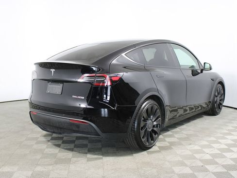 Used 2021 Tesla Model Y Performance image 30