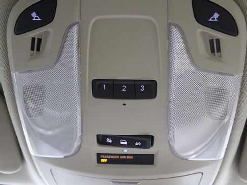 Used 2014 Buick LaCrosse Leather w/ Driver Confidence Package image 18