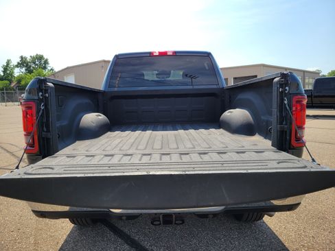 Used 2026 RAM 2500 Big Horn AWD/4WD image 19
