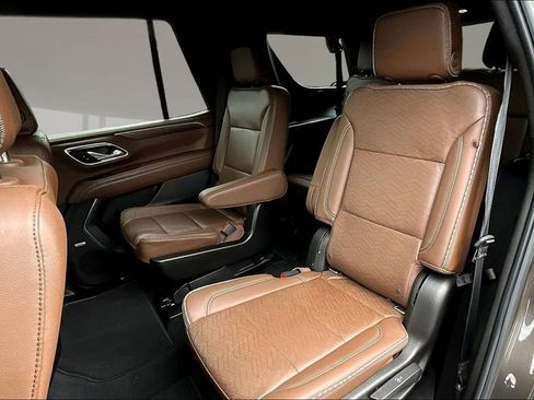 Used 2021 Chevrolet Tahoe High Country AWD/4WD image 22