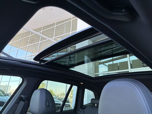 Used 2023 BMW X3 sDrive30i w/ M Sport Package RWD image 12