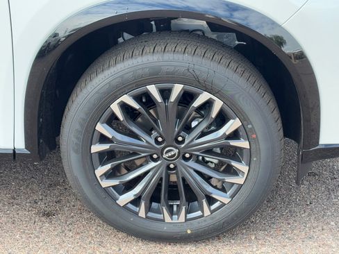 New 2026 Nissan Rogue Platinum image 10