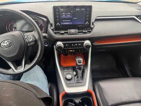 Used 2019 Toyota RAV4 Adventure image 16