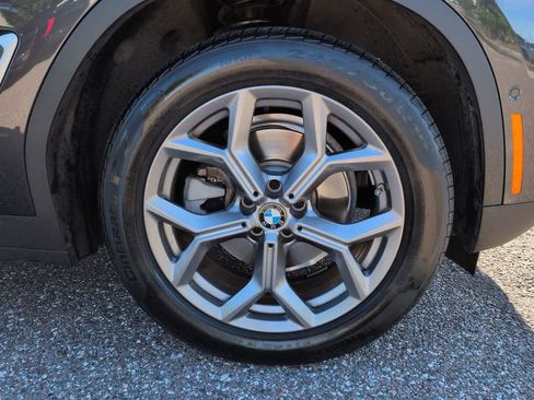 Used 2024 BMW X3 sDrive30i w/ Premium Package RWD image 11