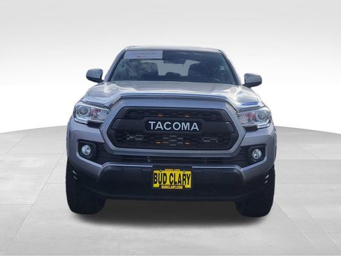 Certified 2020 Toyota Tacoma SR5 image 9