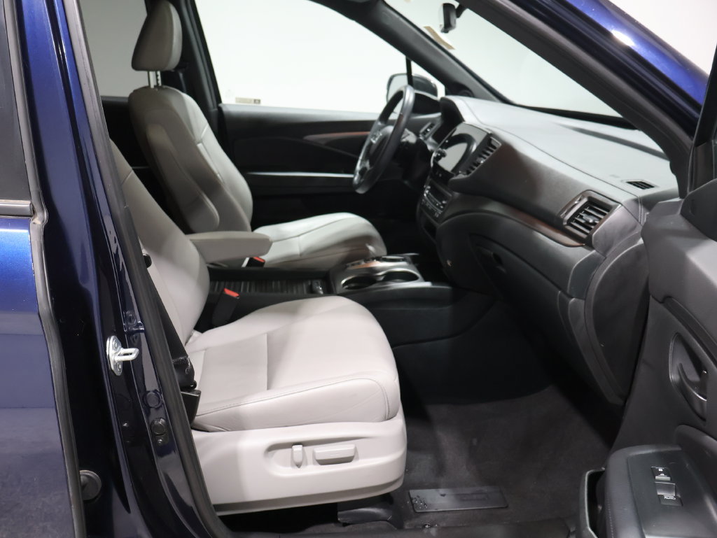 Used 2023 Honda Passport EX-L image 26