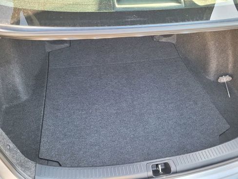 Used 2025 Toyota Corolla LE image 26