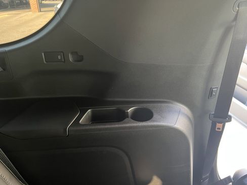 Used 2021 GMC Yukon XL Denali w/ Denali Premium Package image 15