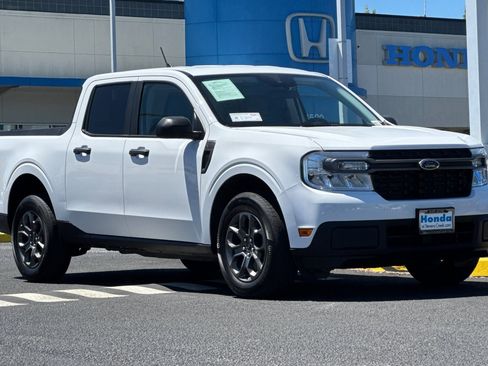 Used 2024 Ford Maverick XLT FWD image 7