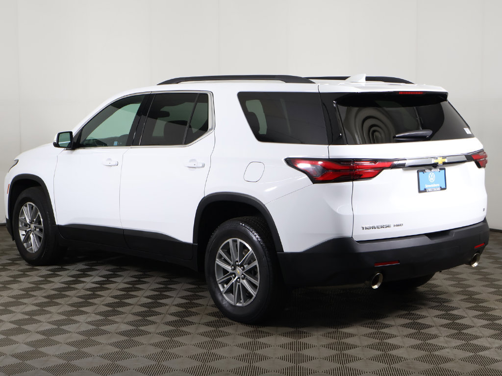 Used 2023 Chevrolet Traverse LT AWD/4WD image 9