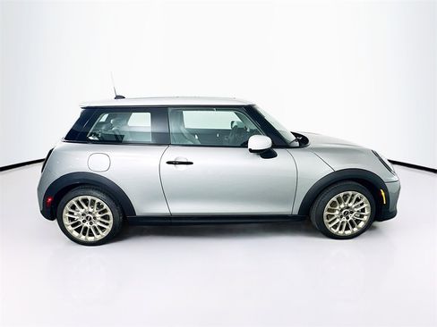 Certified 2025 MINI Cooper S image 8