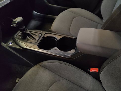 Used 2025 Kia K4 FWD image 26