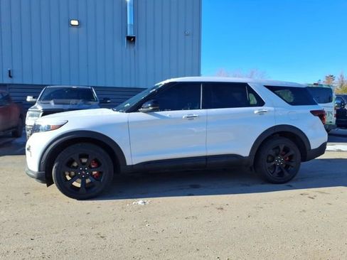 Used 2022 Ford Explorer ST w/ Equipment Group 401A AWD/4WD image 8
