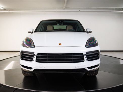 Certified 2023 Porsche Cayenne Platinum Edition AWD/4WD image 10