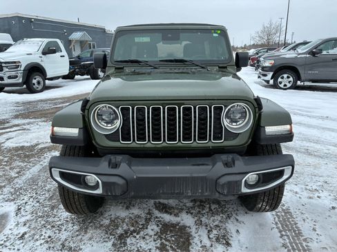 Used 2024 Jeep Wrangler Sahara image 2