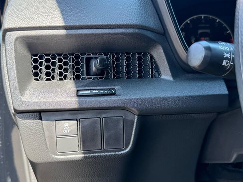 Used 2025 Honda CR-V EX image 15
