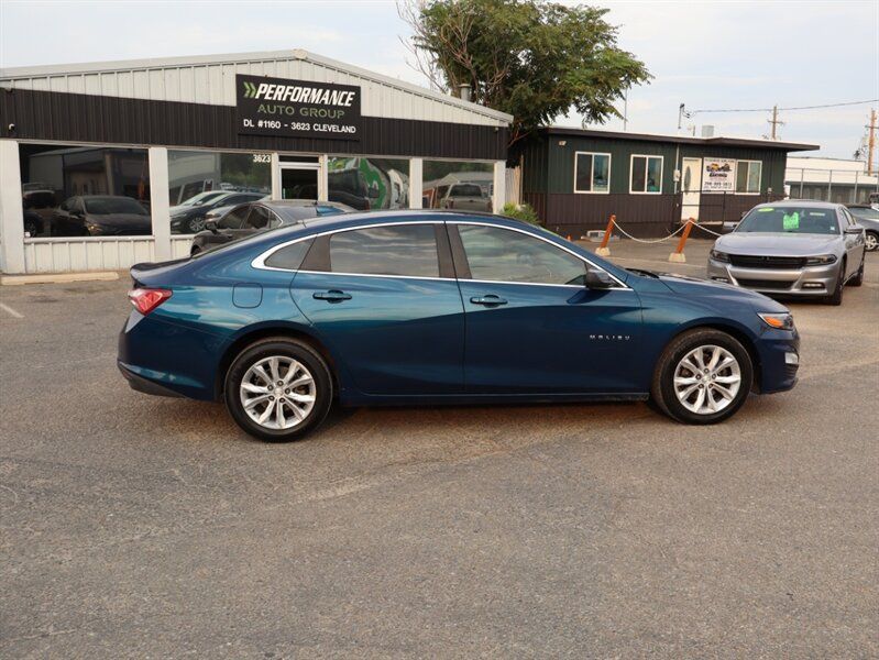 Used 2019 Chevrolet Malibu LT FWD image 8