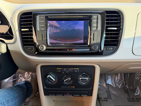 Used 2016 Volkswagen Beetle 1.8T SEL w/ Lighting Package image 23