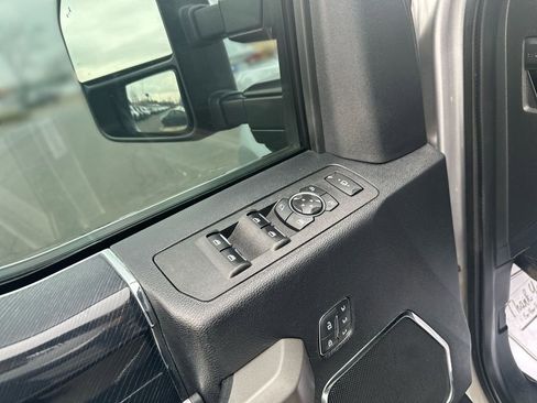 Used 2021 Ford F250 Platinum w/ FX4 Off-Road Package image 16
