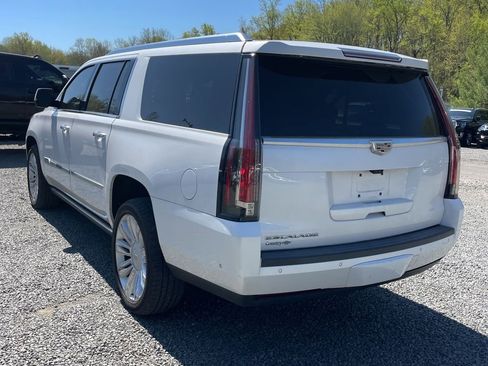 Used 2018 Cadillac Escalade ESV Platinum image 6