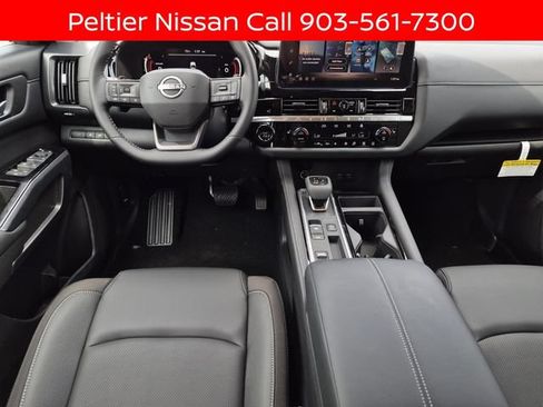 New 2026 Nissan Pathfinder SL w/ SL Premium Package FWD image 14