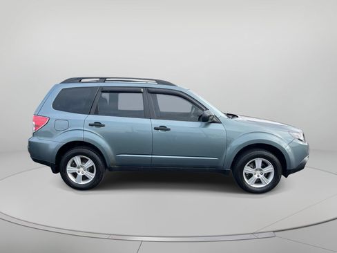 Used 2012 Subaru Forester 2.5X w/ Popular Pkg 1 AWD/4WD image 2