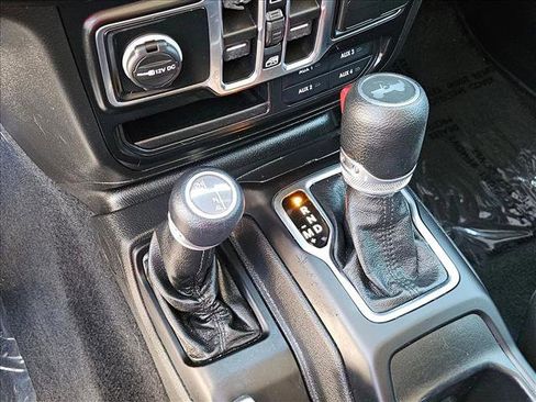 Used 2022 Jeep Wrangler Unlimited Sport S image 16