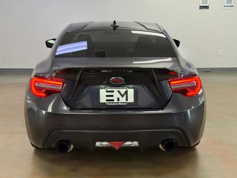 Used 2014 Subaru BRZ Limited w/ Popular Package #1B RWD image 7