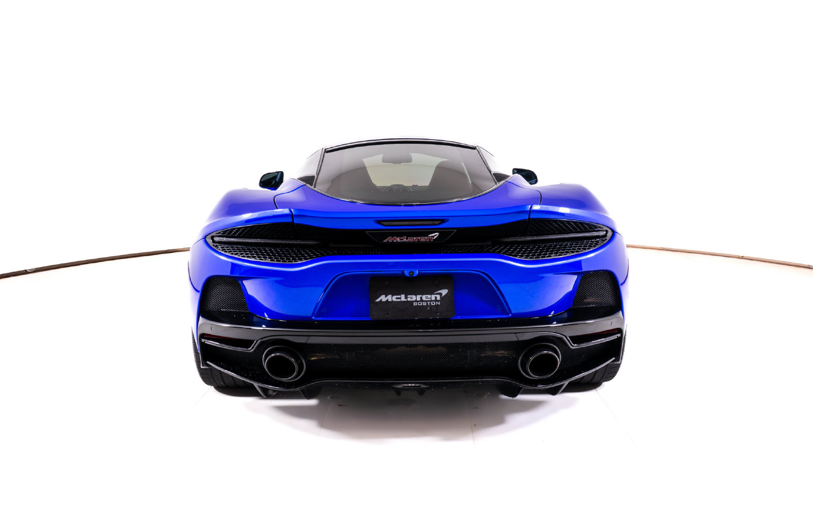Used 2023 McLaren GT RWD image 4