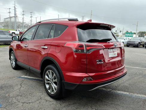 Used 2017 Toyota RAV4 Limited FWD image 5