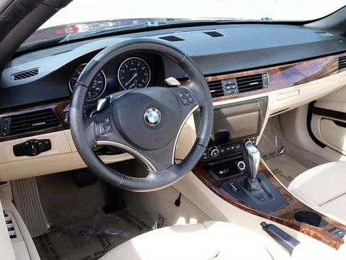Used 2008 BMW 328i Convertible image 20
