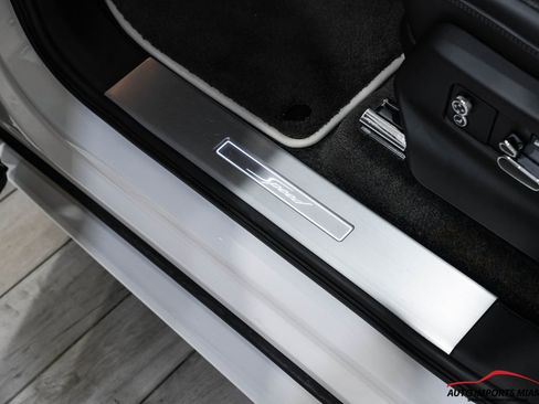 Used 2022 Bentley Bentayga Speed image 40